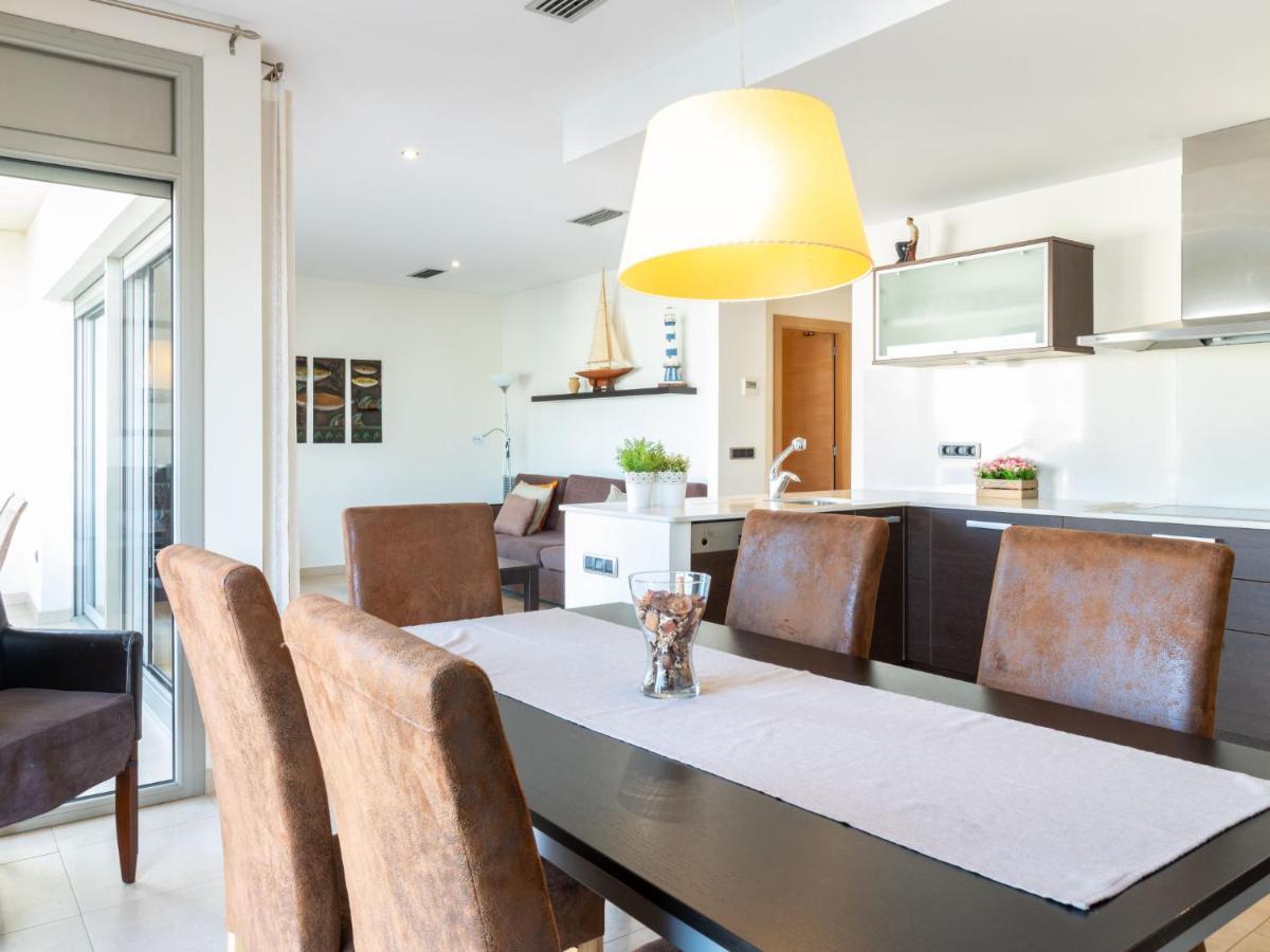 Apartment Del Port-1 By Interhome Empuriabrava Bagian luar foto