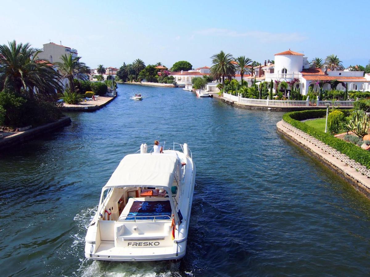 Apartment Del Port-1 By Interhome Empuriabrava Bagian luar foto
